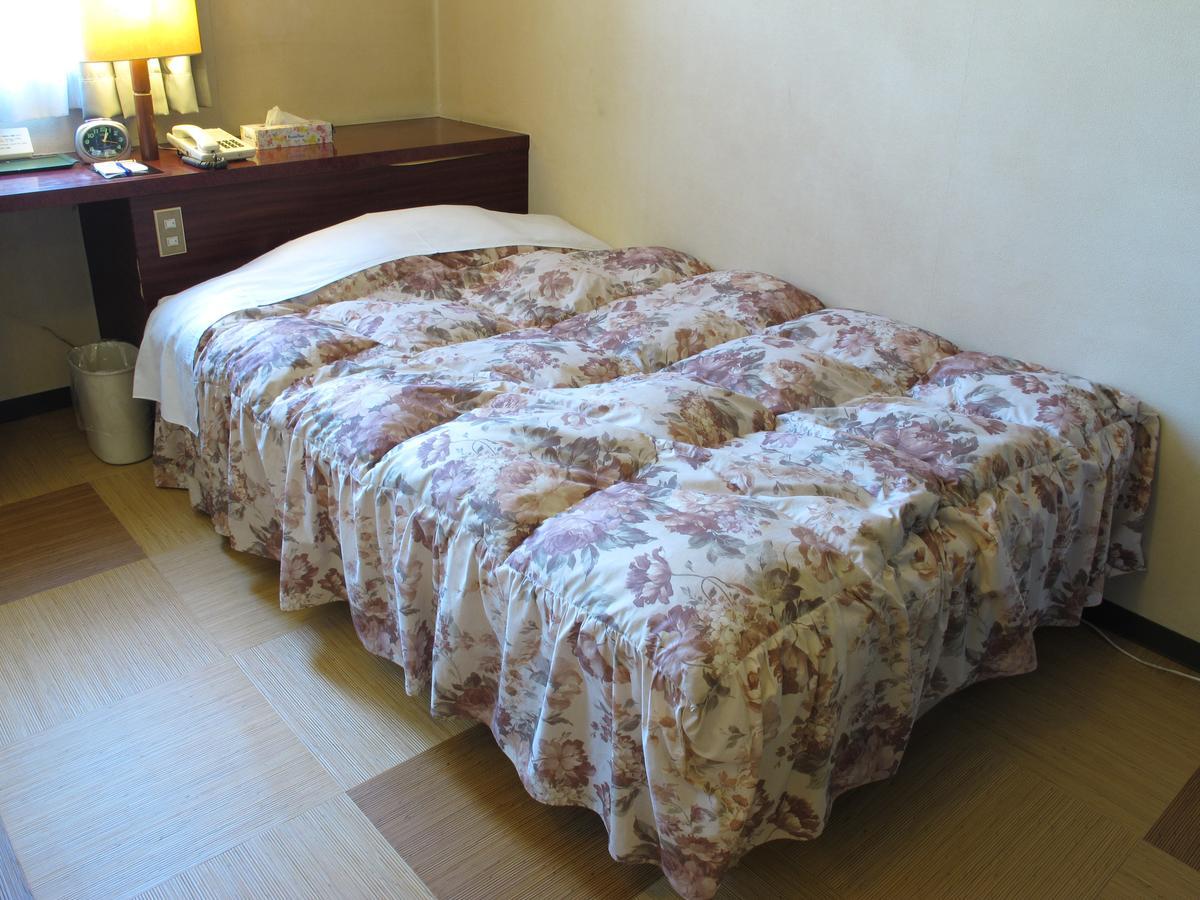 Hotel Platon Annex Green Plaza Chikuma Buitenkant foto